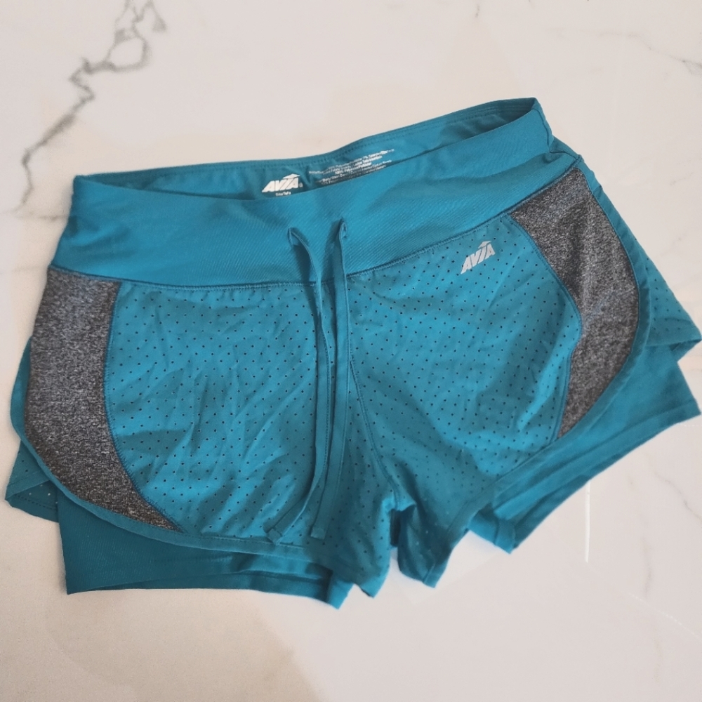 Running shorts size small